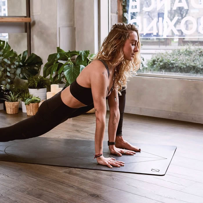 yoga-24-3